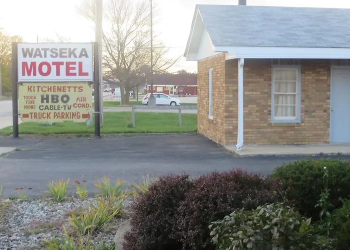 Мотель Watseka Motel