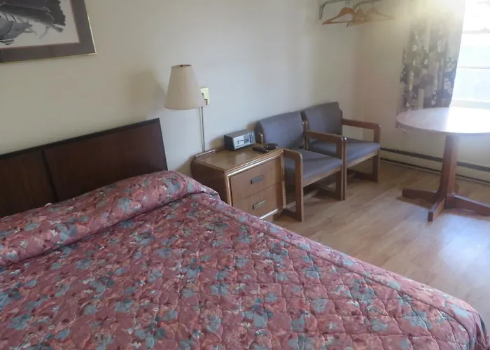 Watseka Motel 2*